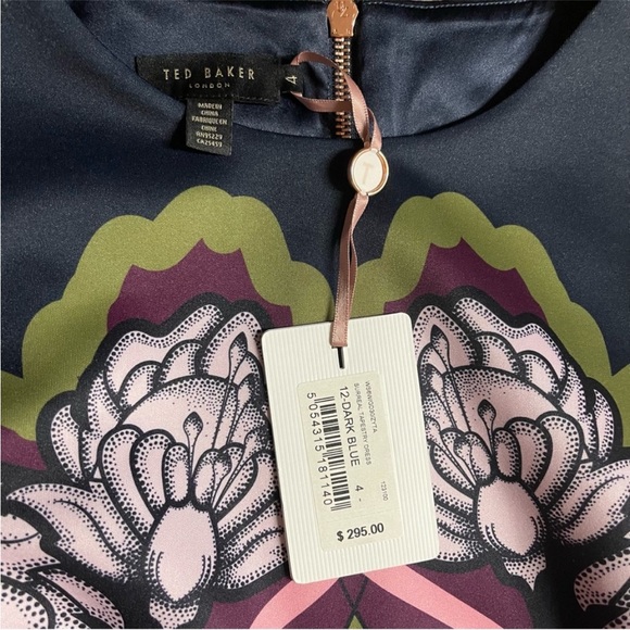 Ted Baker London Zyta NavyBlue Tapestry Floral Sleeveless Sheath
Dress Size 4 - Picture 2 of 15